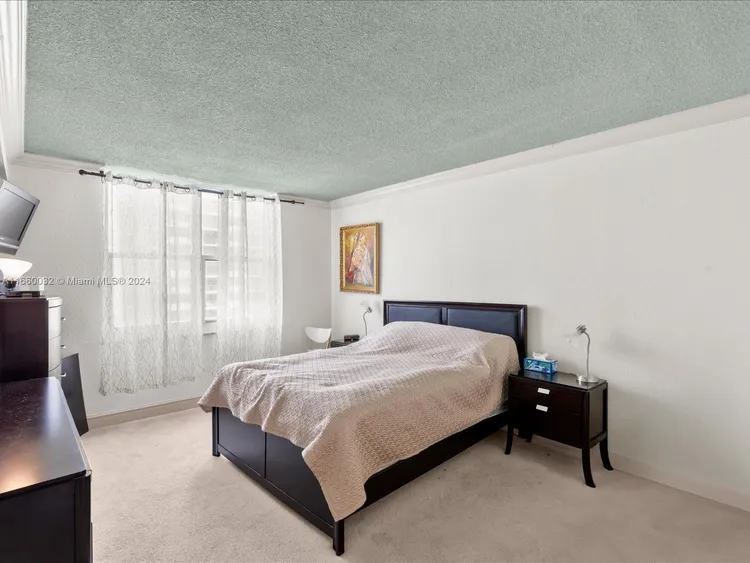 The Wave Condominium #1102 image #8