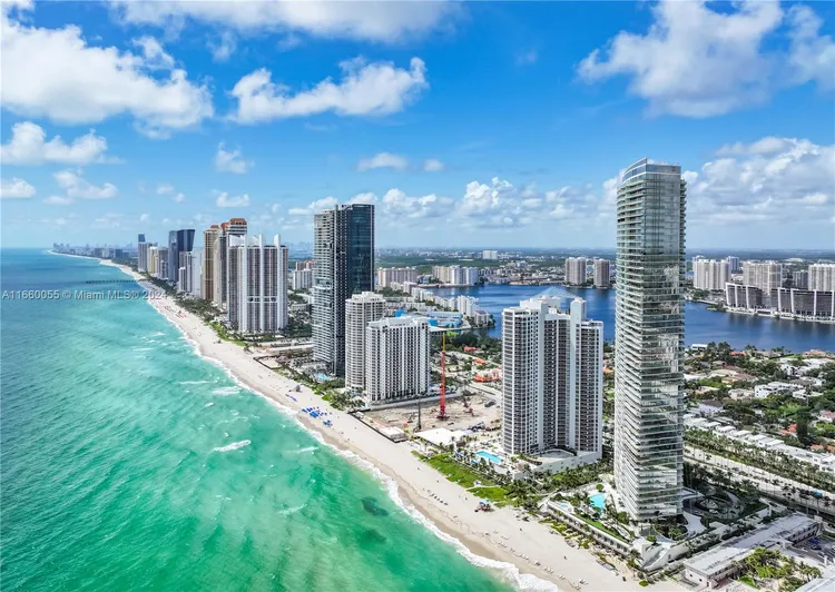 Residences by Armani Casa #4502 image #39