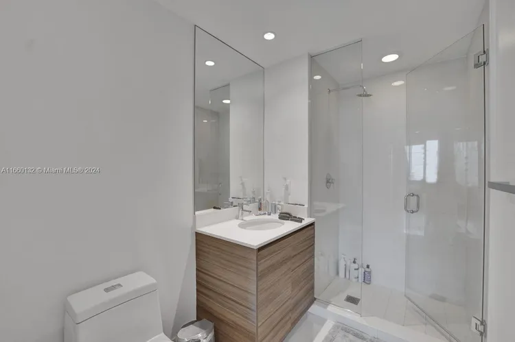 Hyde Midtown #1908 image #10