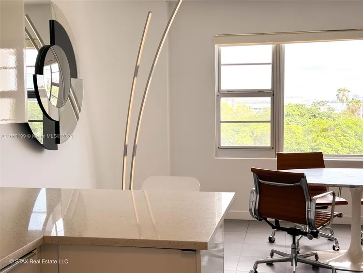 Belle Towers #5E image #10