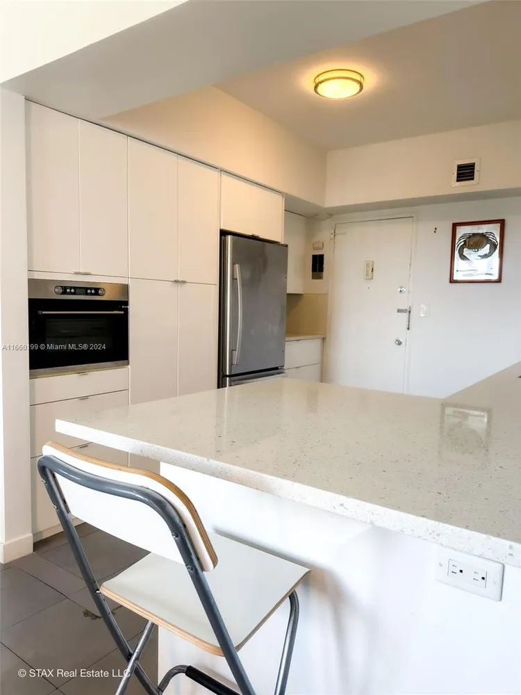 Belle Towers #5E image #14