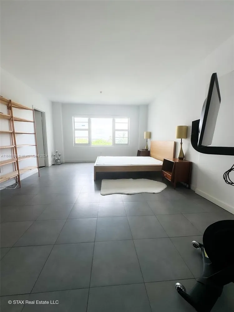 Belle Towers #5E image #18