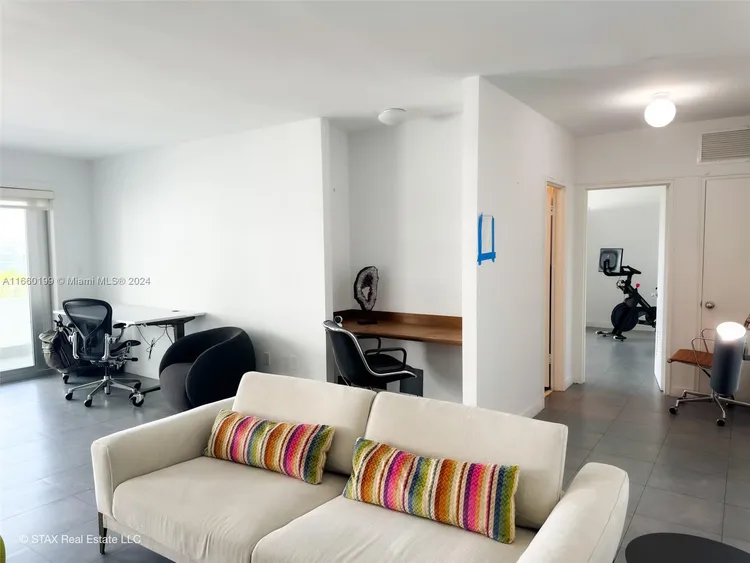 Belle Towers #5E image #7