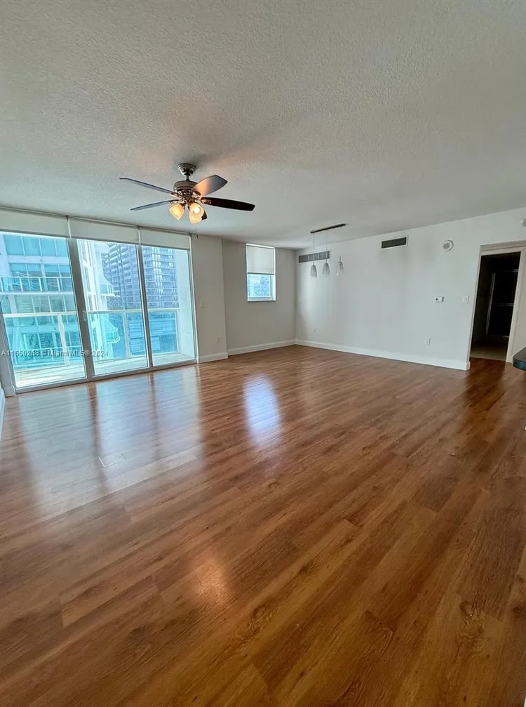 Brickell on the River North #1511 image #10