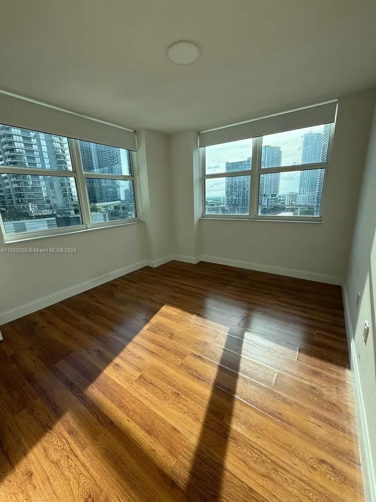 Brickell on the River North #1511 image #16