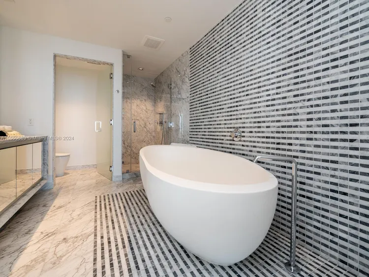 Elysee Miami #2901 image #14