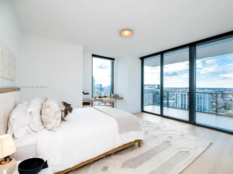 Elysee Miami #2901 image #21