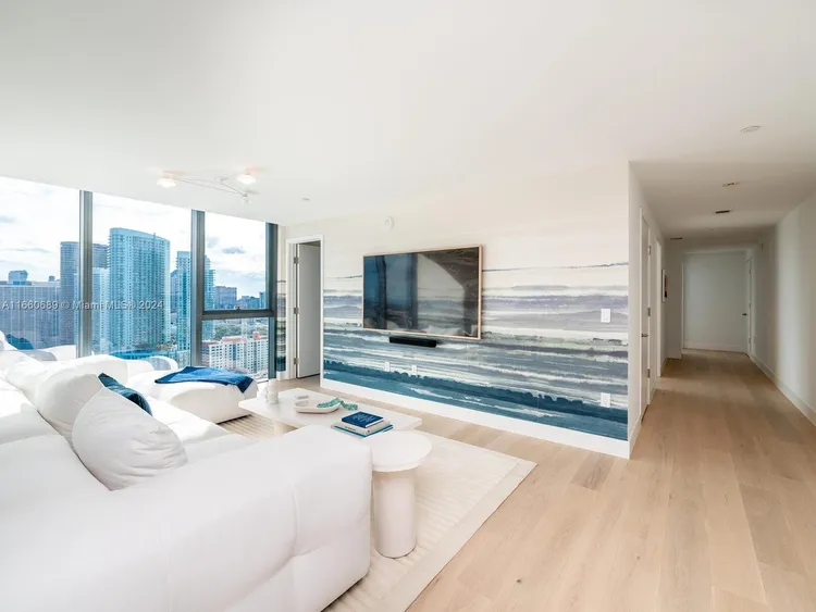 Elysee Miami #2901 image #7