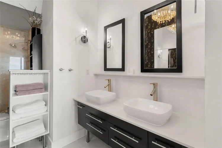 Flamingo South Beach #1524S image #16