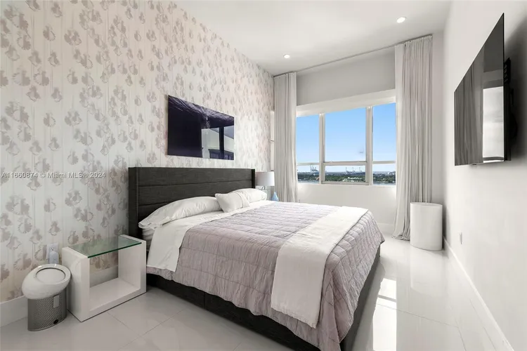 Flamingo South Beach #1524S image #18