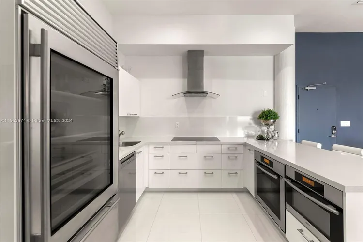 Flamingo South Beach #1524S image #9