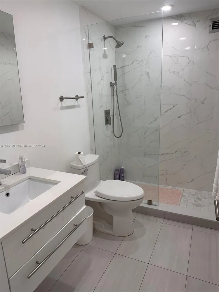 David William #506 image #17