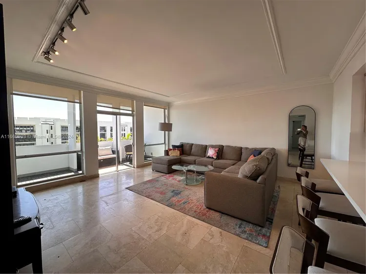 David William #506 image #6