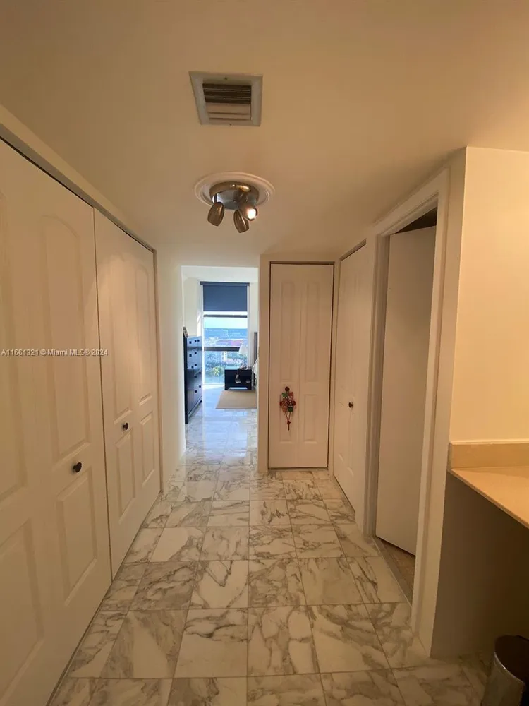 Coronado #2009 image #14