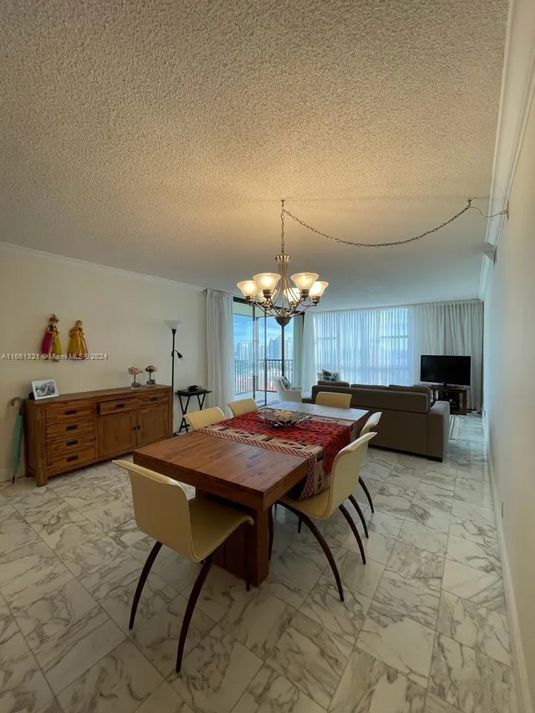 Coronado #2009 image #9