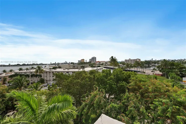 360 Condo #513 image #10