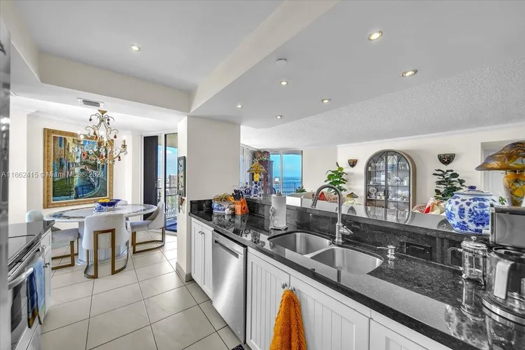 Towers of Quayside Condo #4 #TS11 image #36