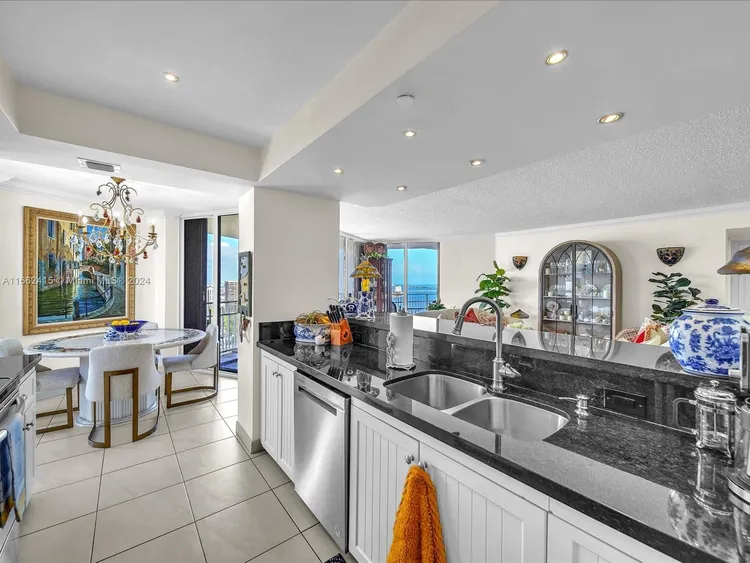 Towers of Quayside Condo #4 #TS11 image #37