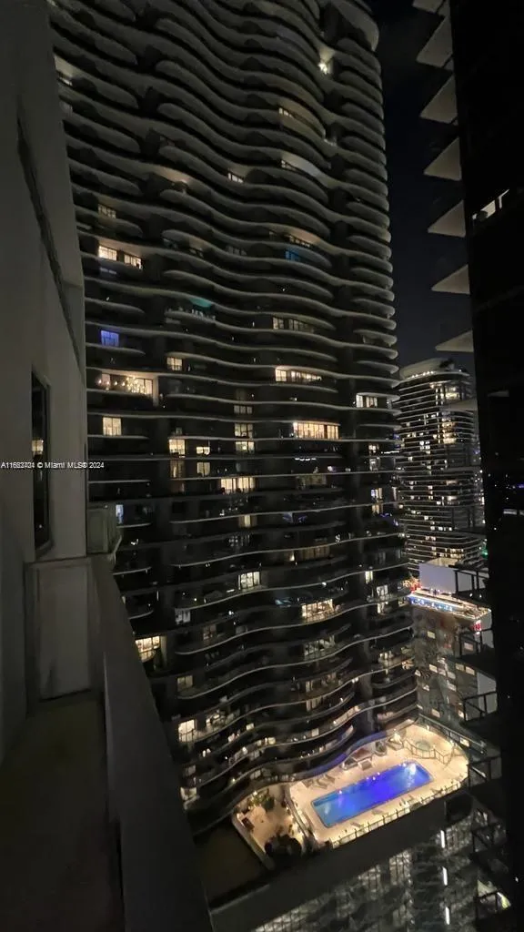 Avenue 1060 Brickell #3322 image #10