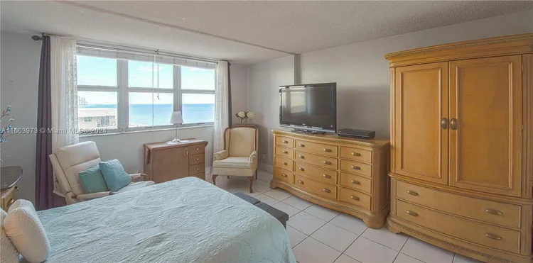 Four Winds #1403 image #7