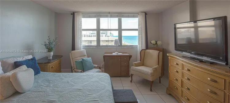 Four Winds #1403 image #8