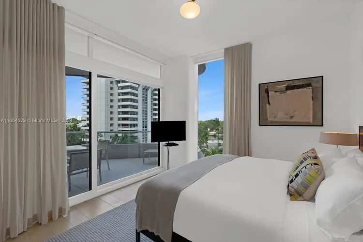 Faena House #5D image #12