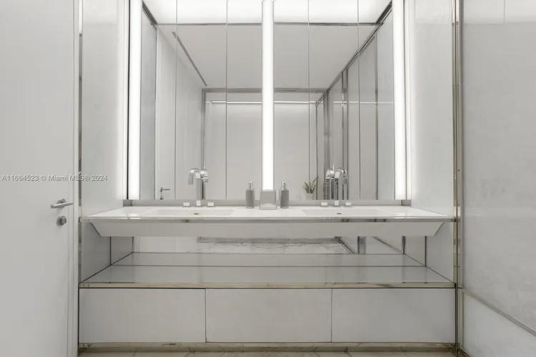 Faena House #5D image #13