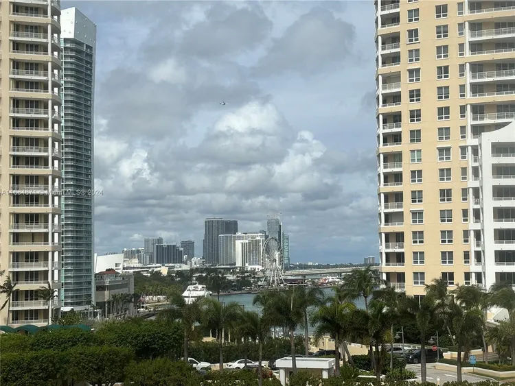 Brickell Key II #900 image #21