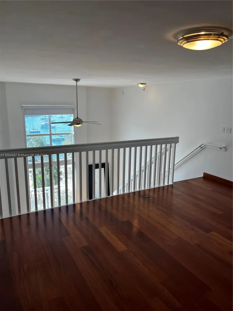 Lofts at South Beach #L704 image #13