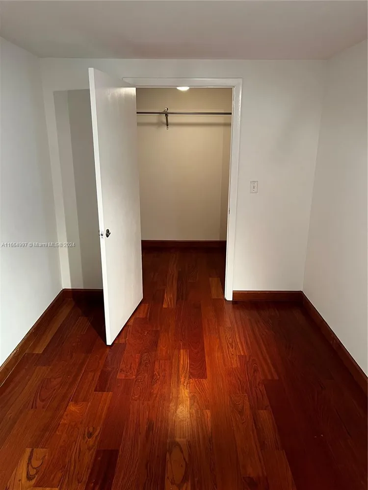 Lofts at South Beach #L704 image #15