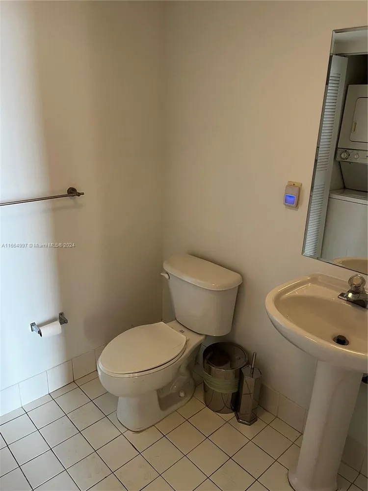 Lofts at South Beach #L704 image #22