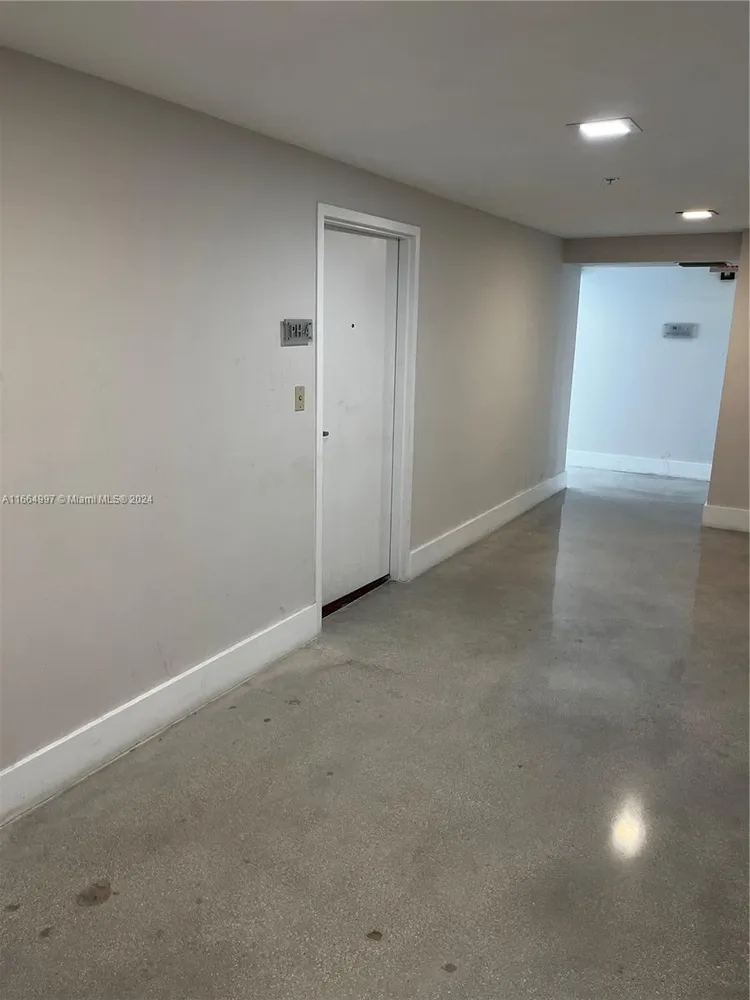 Lofts at South Beach #L704 image #24