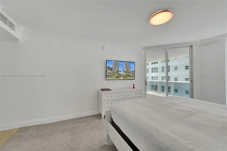 Green Diamond #504 image #18