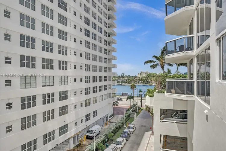 Green Diamond #504 image #32