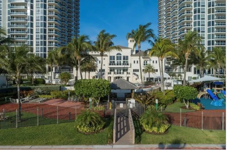 Green Diamond #504 image #43