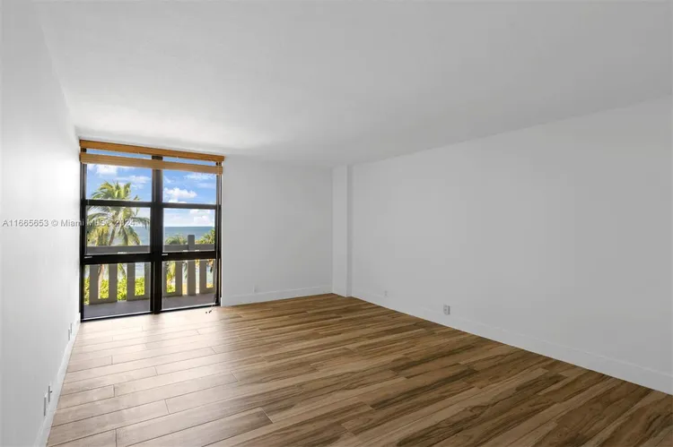 Towers of Key Biscayne #B305 image #10