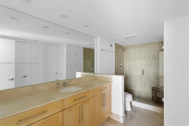 Towers of Key Biscayne #B305 image #12