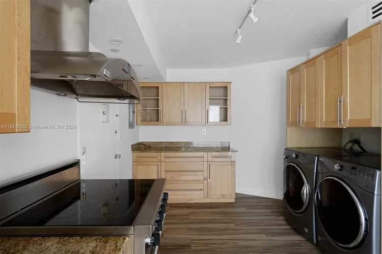 Towers of Key Biscayne #B305 image #7