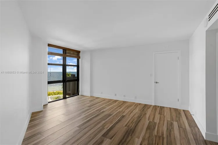 Towers of Key Biscayne #B305 image #9