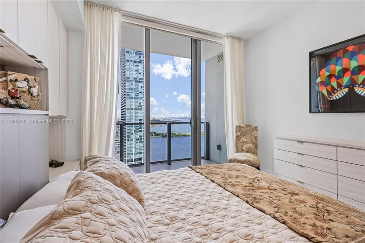 Biscayne Beach #2402 image #29