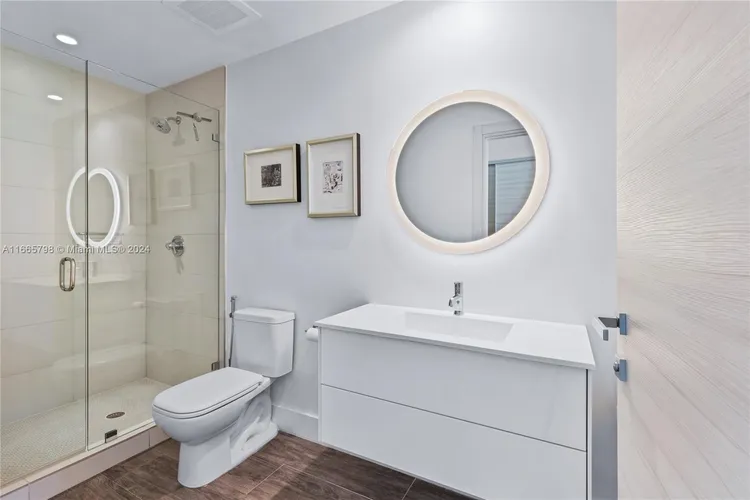 Biscayne Beach #2402 image #31