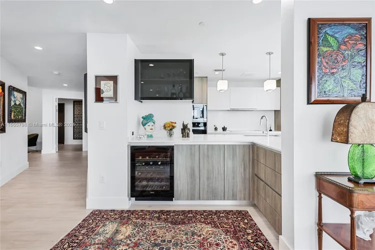 Biscayne Beach #2402 image #9