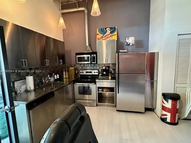 Wynwood Lofts #203 image #8