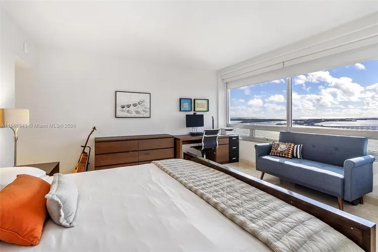 The Palace Condo #C3206 image #14