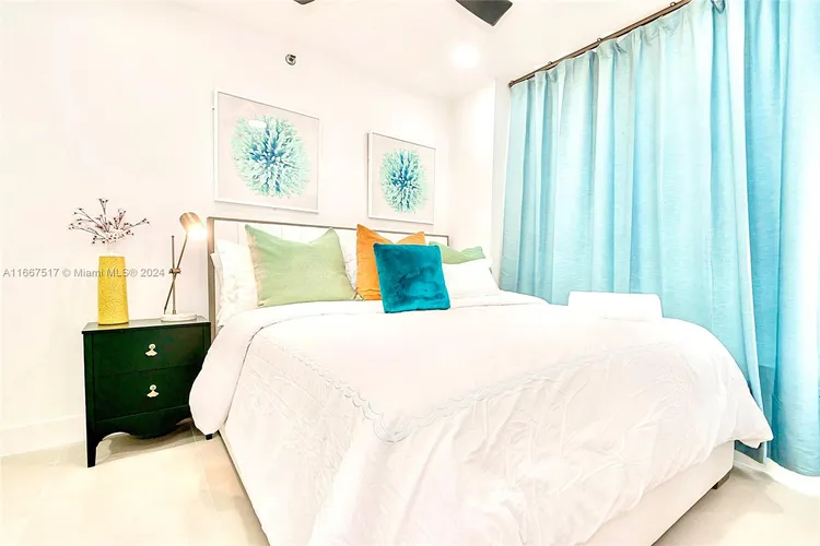 The Mercury #212 image #17