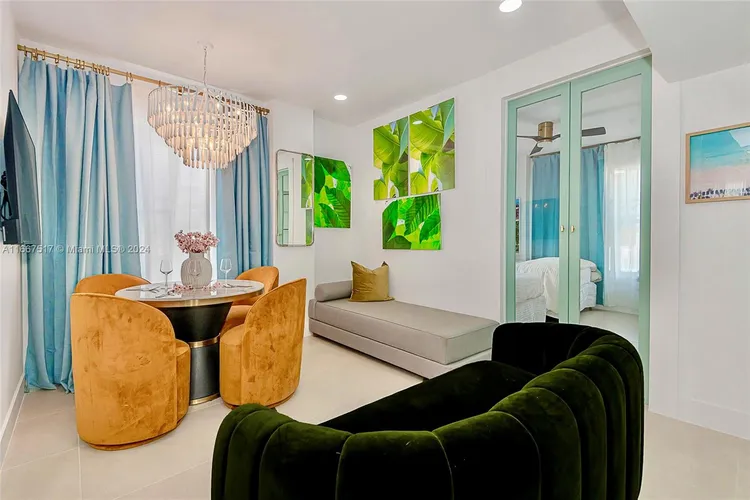 The Mercury #212 image #20