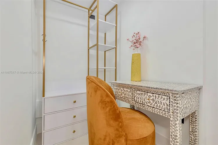 The Mercury #212 image #22