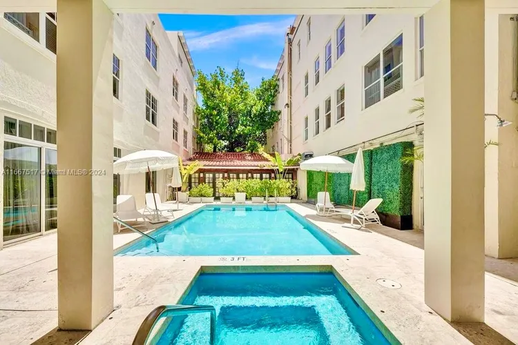 The Mercury #212 image #29