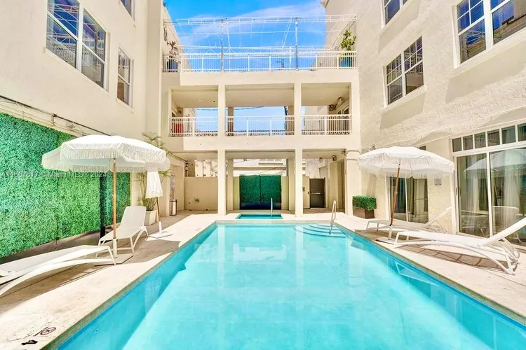 The Mercury #212 image #30