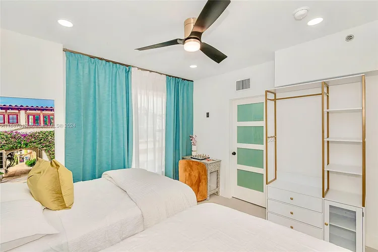 The Mercury #212 image #37